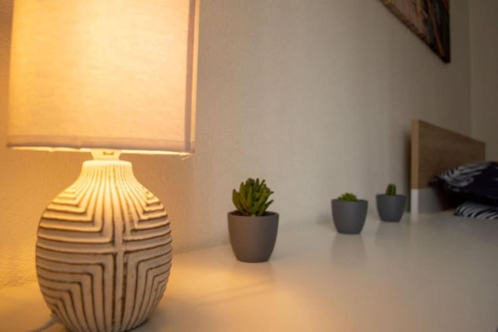 Studio Cosy Tv Wifi Confortable Et Chaleureux Gaillon Esterno foto
